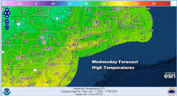 Very Slow Improvement Clouds Linger No Issues Tonight Or New Years Day